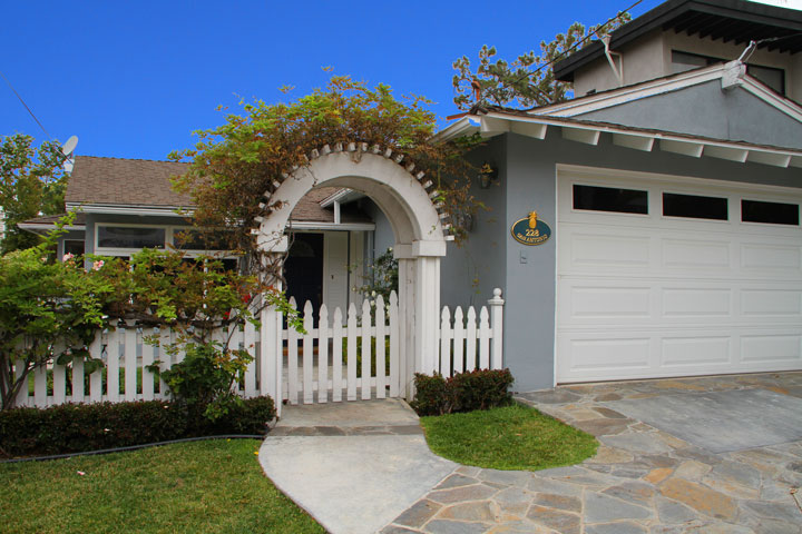 Southwest San Clemente Home Sale | 228 W Ave San Antonio, San Clemente, Ca 92672
