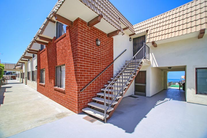 Parkview Manor Ocean View Condos in San Clemente, CA