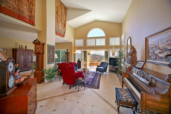 Richmond Pointe Interior Living Room View in San Clemente, CA