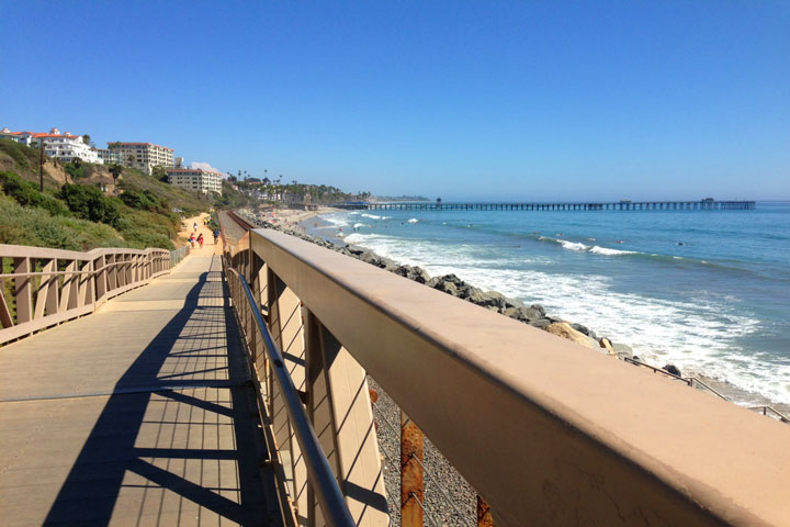 San Clemente Walking Trails Heading Towards San Clemente Pier